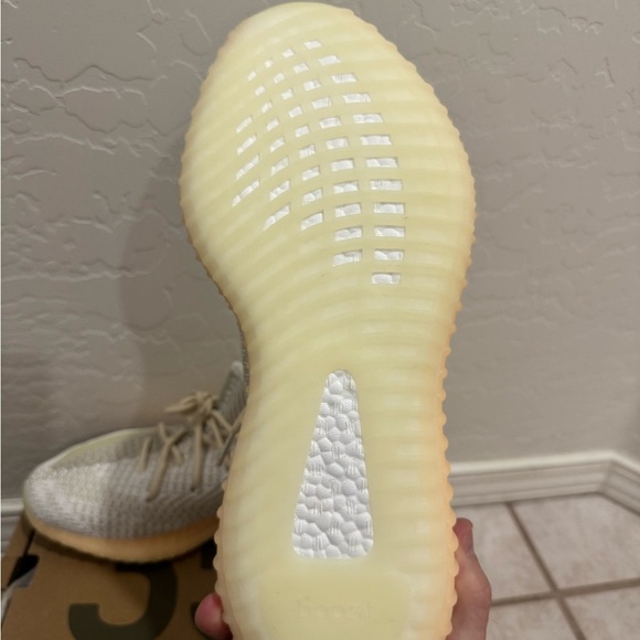Yeezy Boost 350 V2 “Natural” – Men’s 11 - Picture 4 of 6